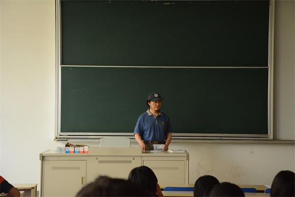 推开软文之窗——新闻学院软文写作专题讲座